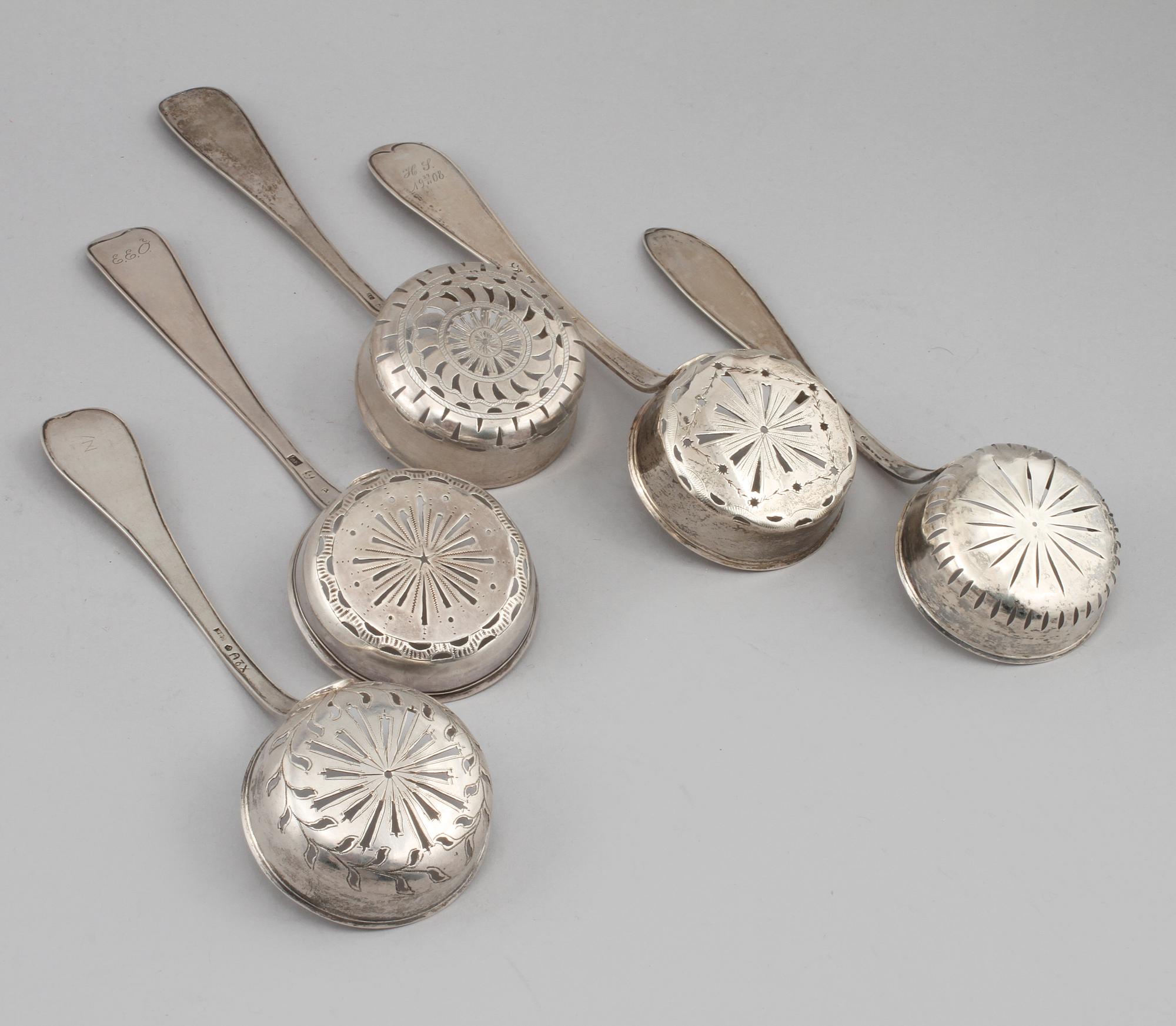 SOCKERSTRÖARE, 5 st, silver, Sverige, 1700 och 1800-tal, vikt 264 g.