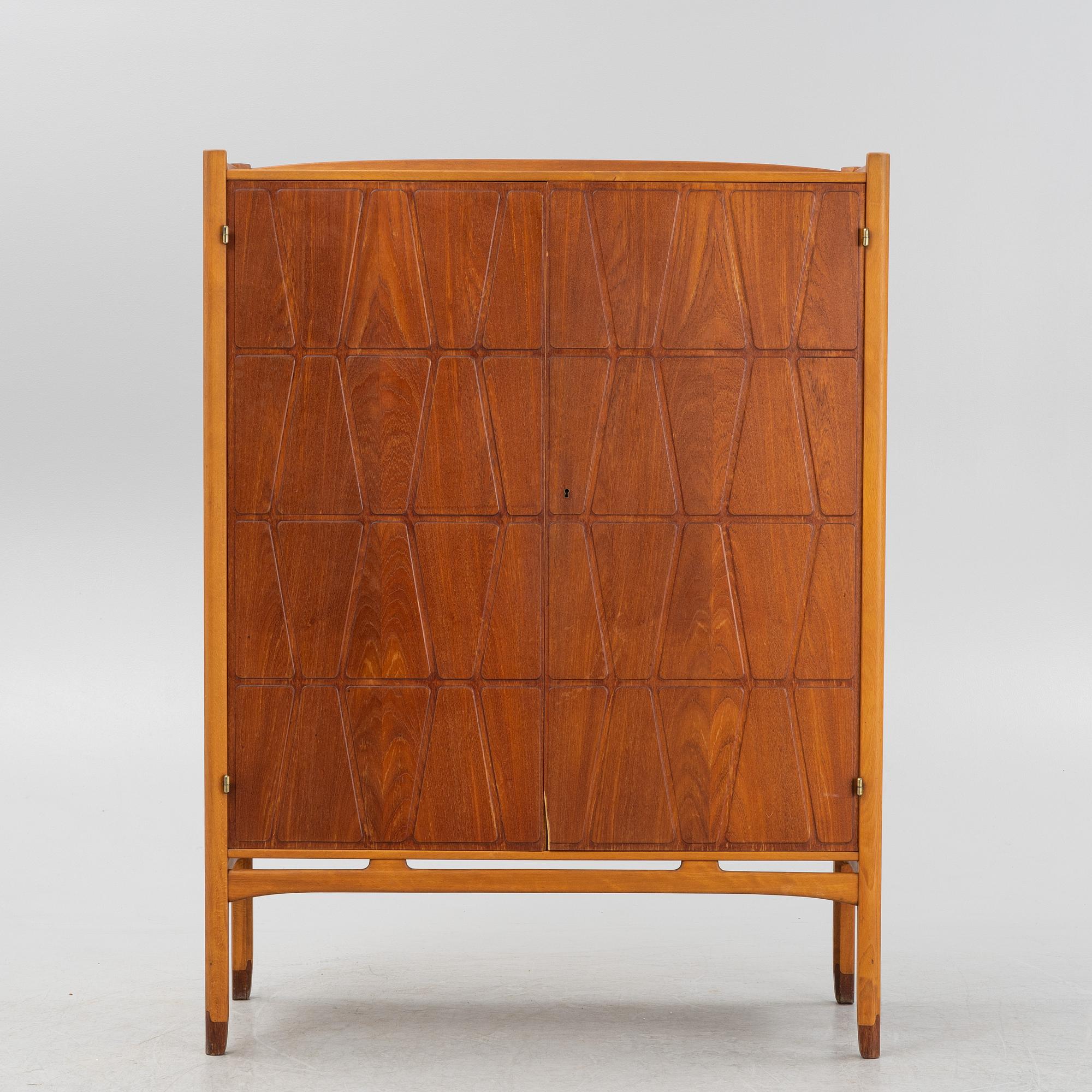 Yngve Ekström, a 'Bangkok' teak cabinet, AB Westbergs Möbler, Tranås, 1950's/60's.