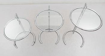 BORD, 3 st (2+1), snarlika modeller, kopior efter Eileen Gray, 1980-tal, Nordiska Galleriet.