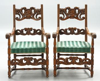 KARMSTOLAR, ett par, barockstil, 1800-talets andra hälft.