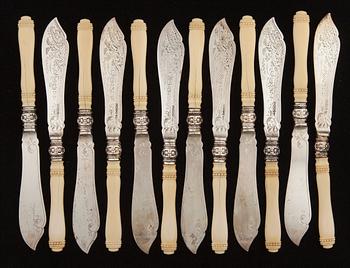 BESTICKUPPSÄTTNING, 12+12 delar, silver, Sheffield, England 1886, bär finska kontrollstämplar.