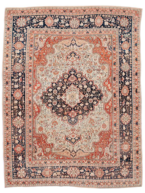 SEMI-ANTIQUE KASHAN so called MOTACHEM. 313 x 235 cm.