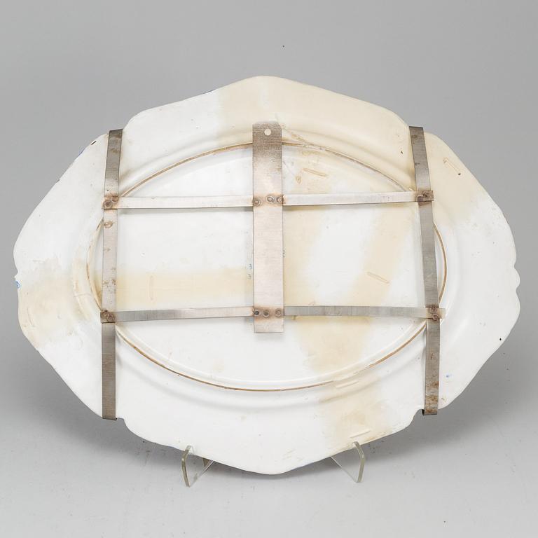 A Swedish Marieberg faience dish, 18th Century.