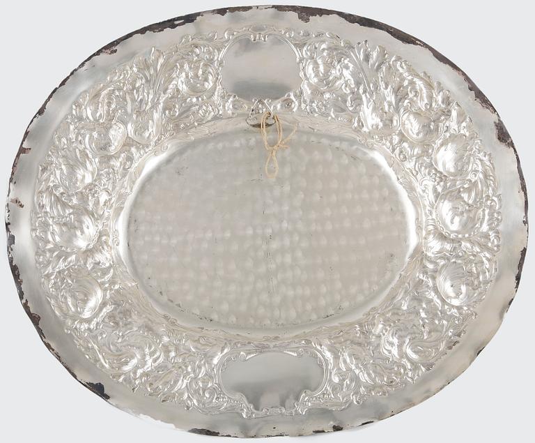 SILVERFAT, CG Hallberg, Stockholm, 1896. Vikt ca 3000 gram.