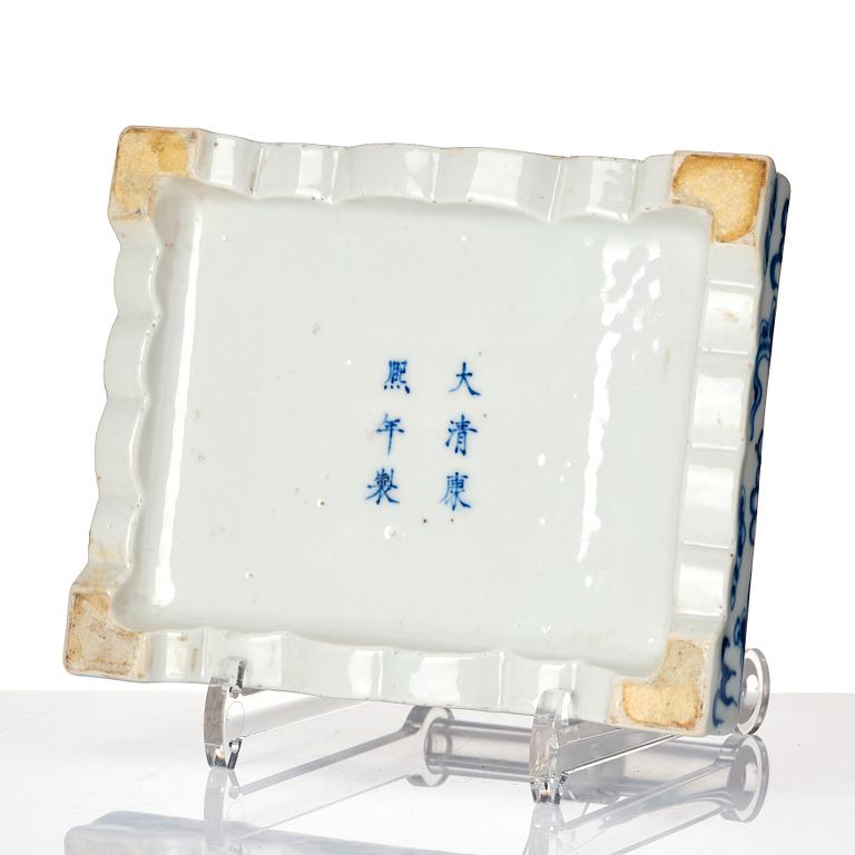 A blue and white ink stone, Qing dynasty with Kangxi six charcter mark.