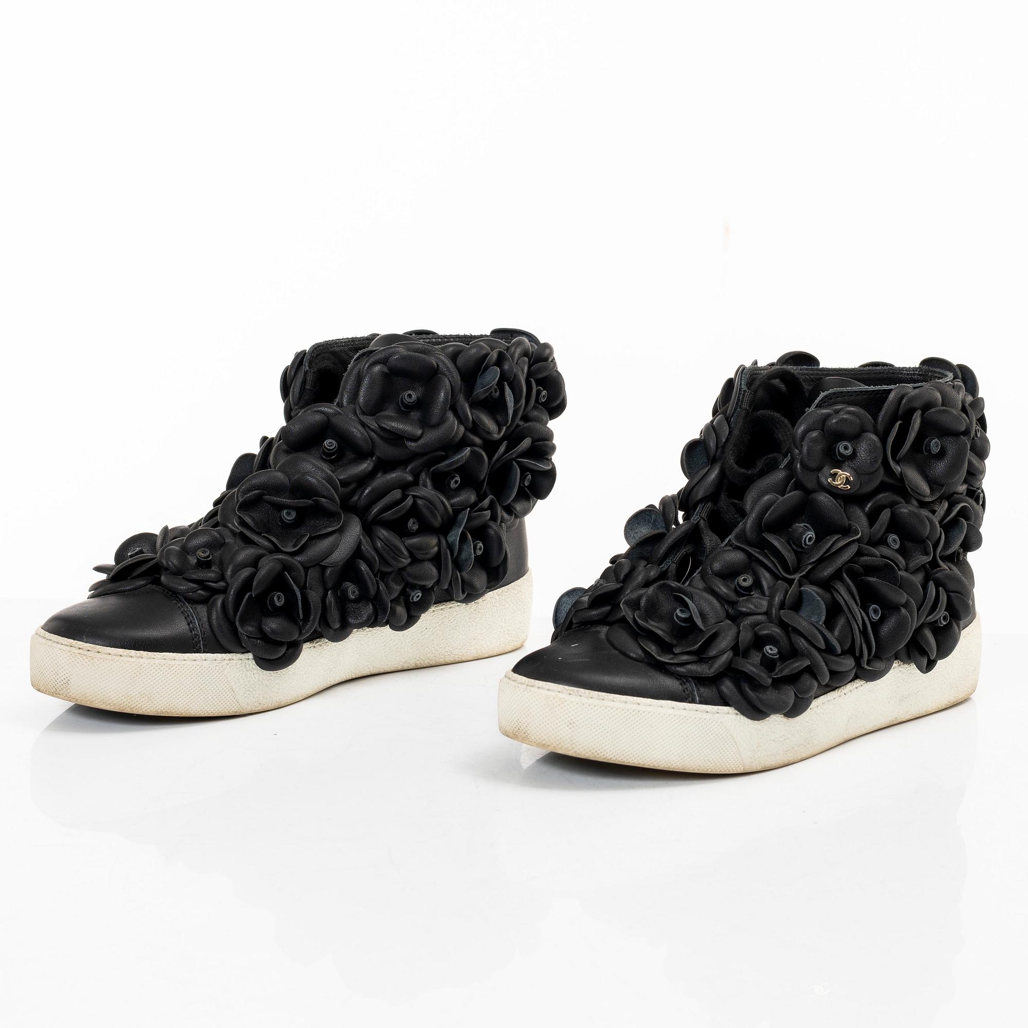 Chanel, sneakers, size 37.