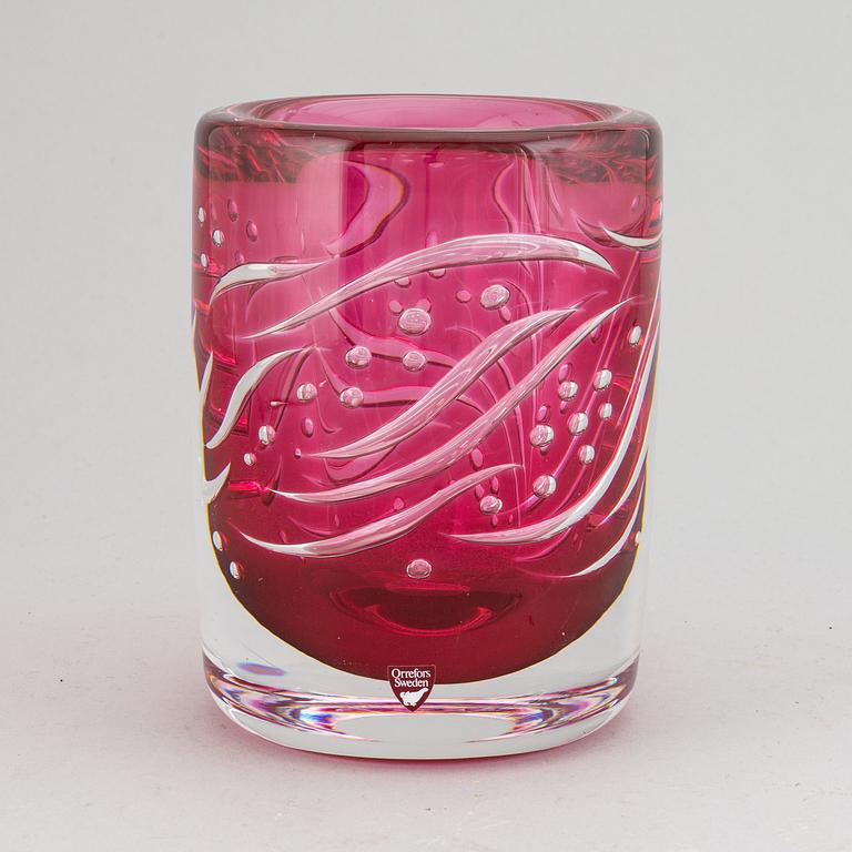Olle Alberius, an Ariel glass vase, Orrefors.
