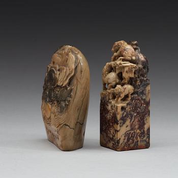 Two carved stone seals, Qing dynasty (1644-1912).