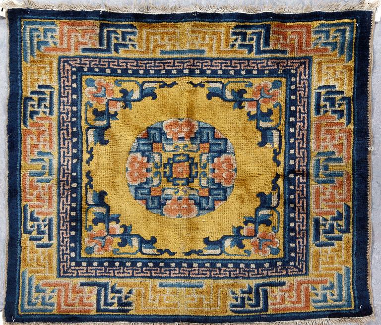 MEDITATIONSMATTA, semiantik, sannolikt Ningshia, Kina, ca 73 x 83 cm.