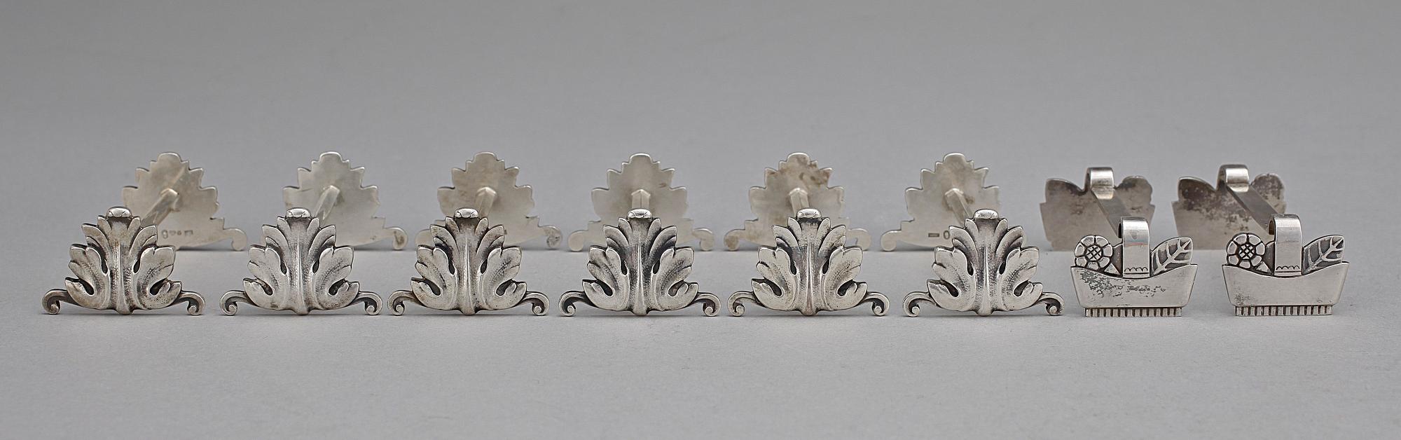 SMÖRKNIVSTÄLL samt TESKEDAR, 8+7, silver, bl a W A Bolin, Stockholm 1940-tal. Tot vikt ca 260 g.