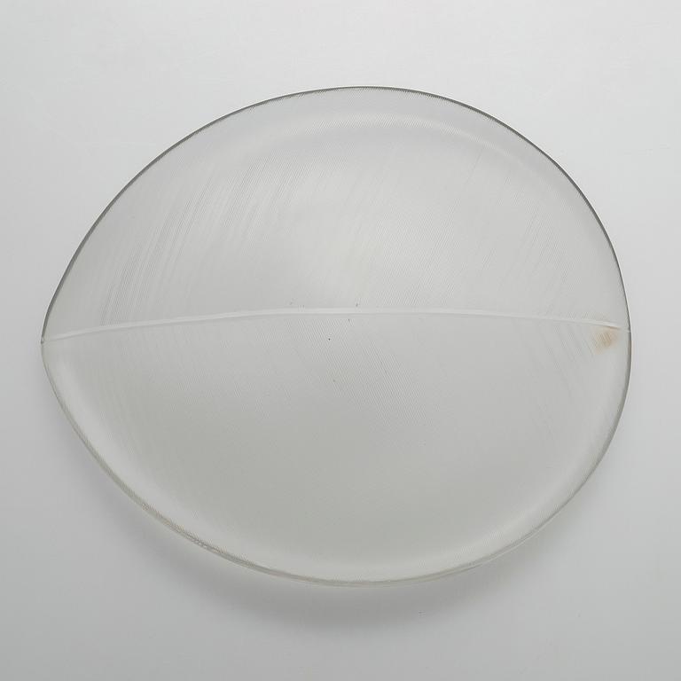 Tapio Wirkkala, Malja, "Lehti", signeerattu Tapio Wirkkala 3337. Iittala.