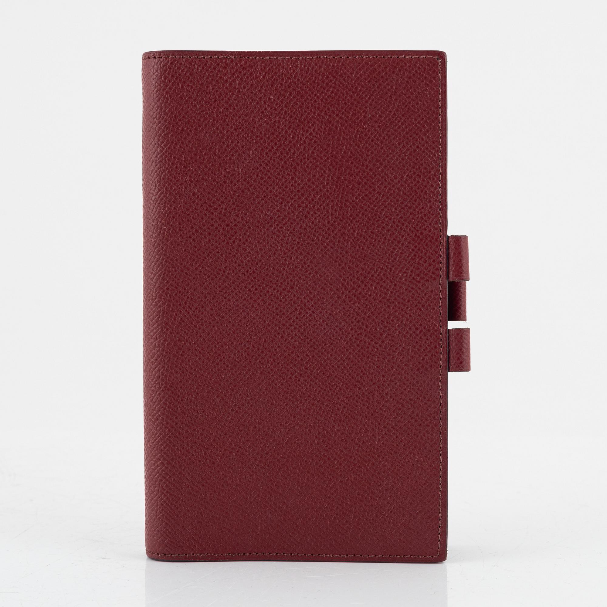 Hermès, case.