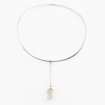 Vivianna Torun Bülow-Hübe, necklace with pendant, silver with rutilated quartz.