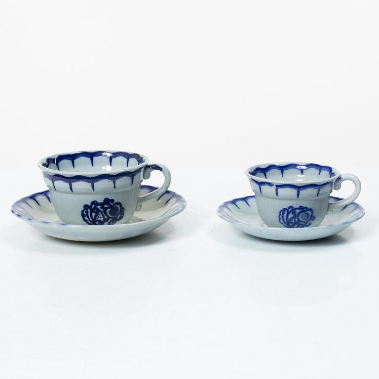 Wilhelm Kåge, 35 pieces of a 'Liljeblå' service, Gustafsberg, Sweden, 1918-1936.