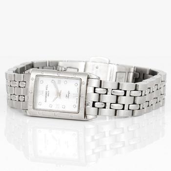 ARMBANDSUR, dam, 'Tango', Raymond Weil.