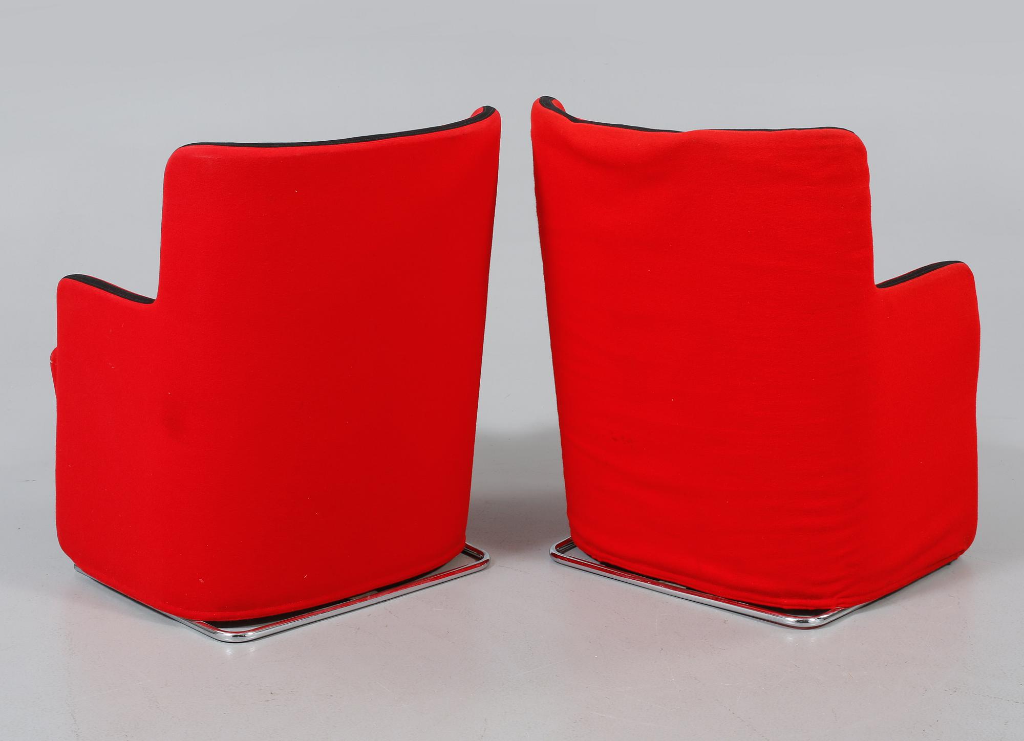 FÅTÖLJER, ett par, "Solo", Lindau & Lindekrantz, Lammhult, modellen formgiven 1983.