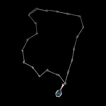 COLLIER, sterling silver och akryl, Björn Weckström, Lapponia, 1976. Vikt 27,4g.