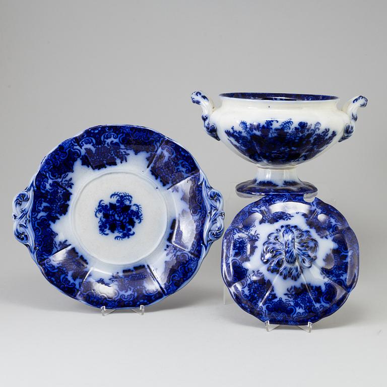MATSERVIS, 76 delar, flintgods, "Flytande blått", Gustavsberg.