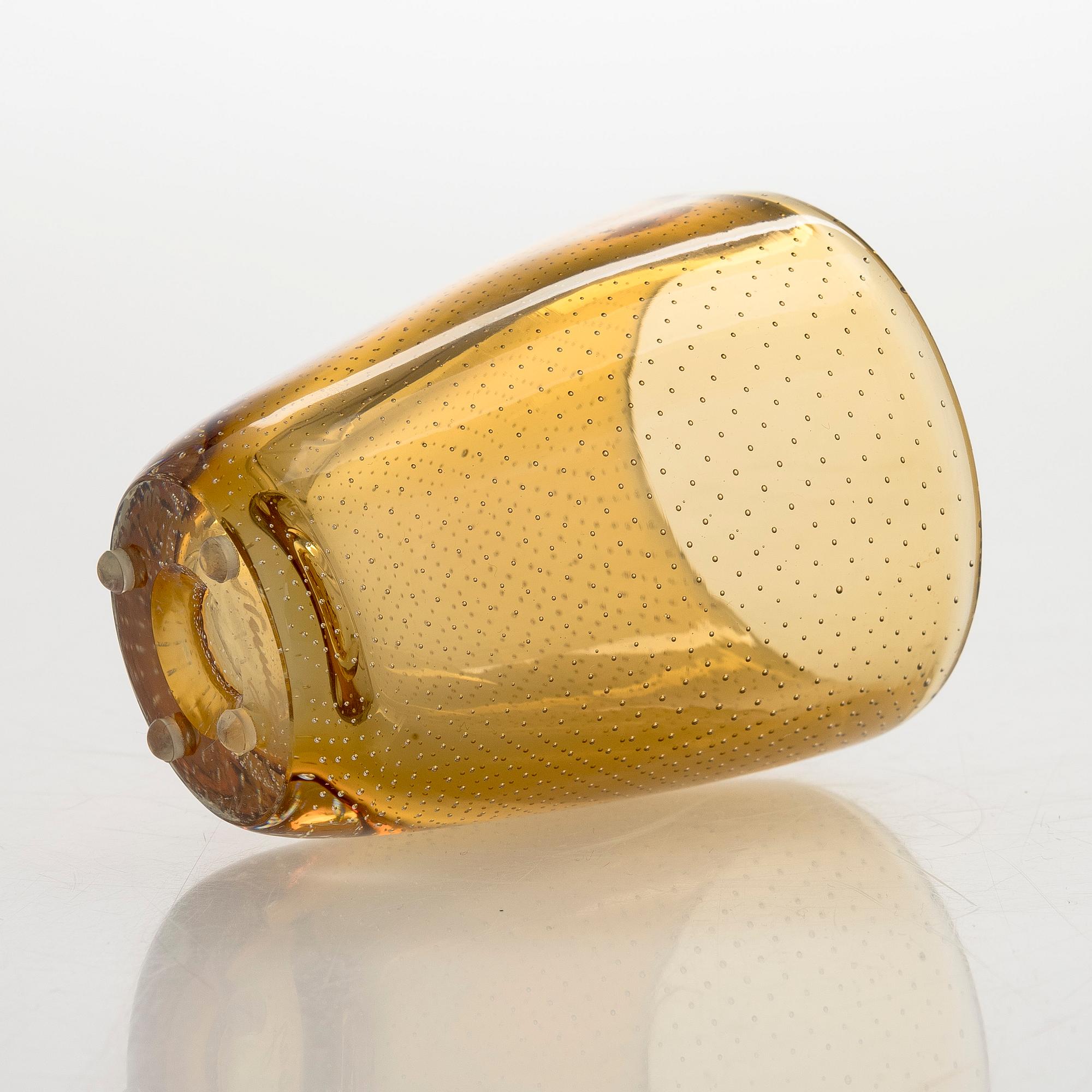 Gunnel Nyman, vas, modell "GN 3", signerad G. Nyman Nuutajärvi Notsjö.