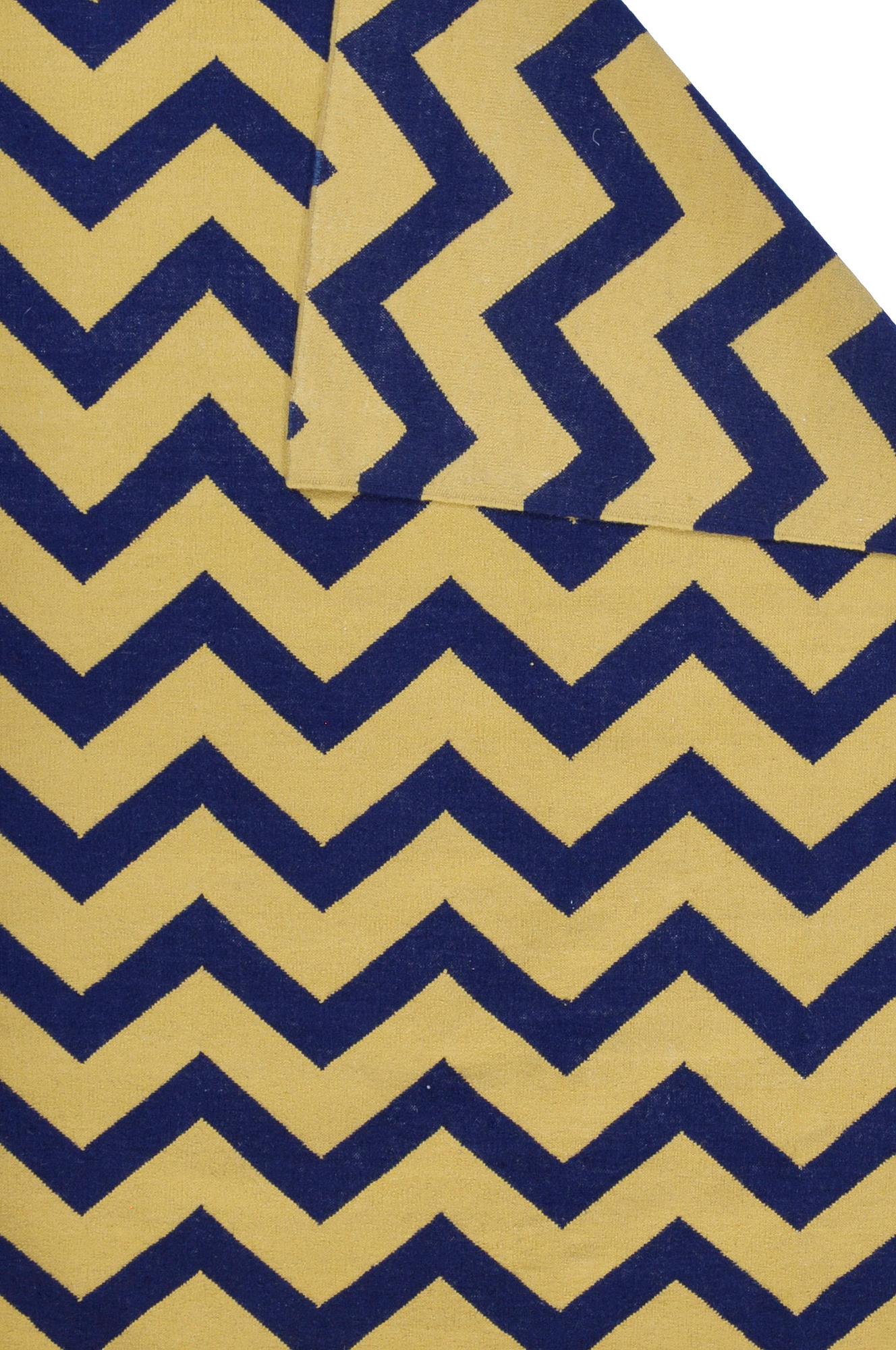 MATTA, slätväv, ca 297 x 200.