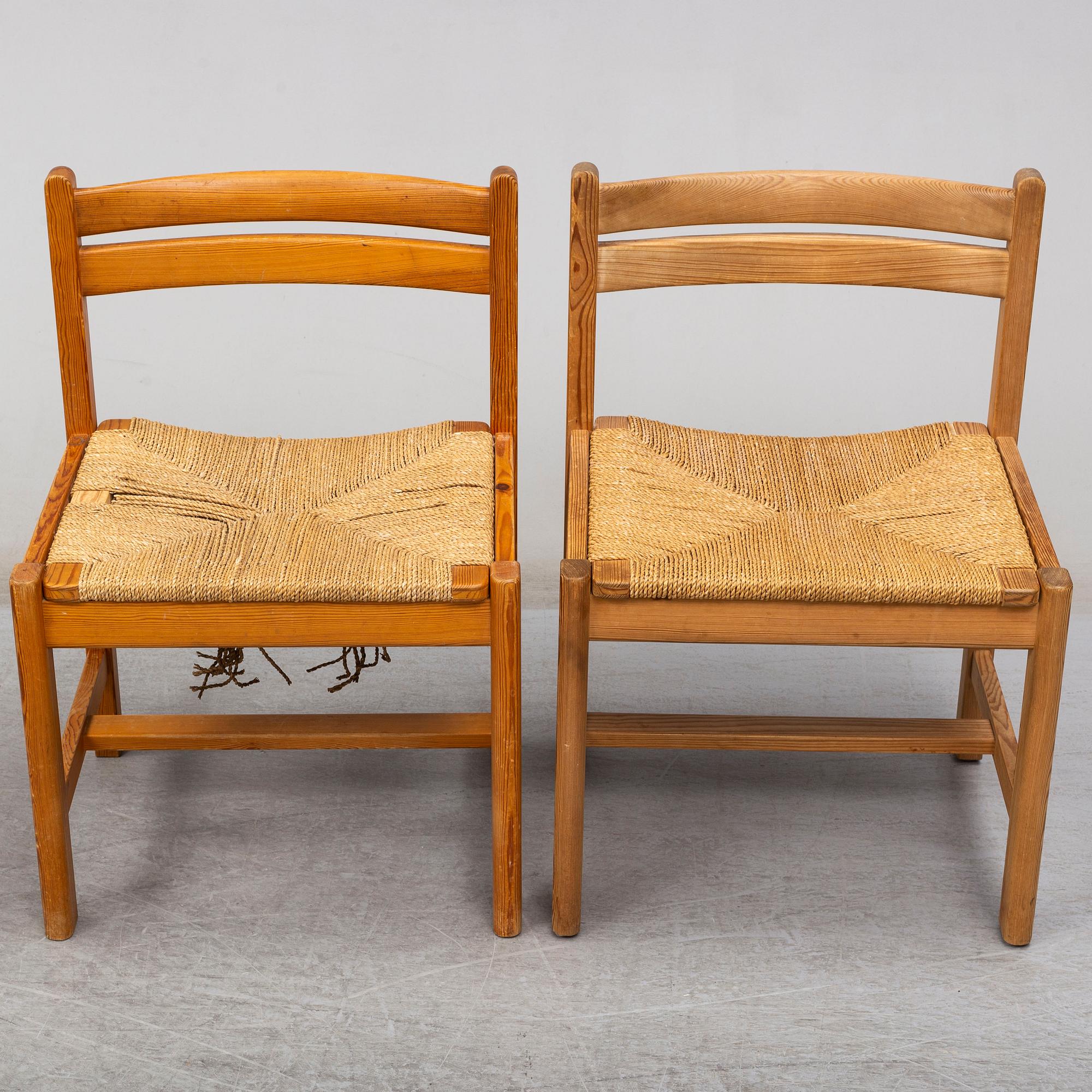 BØRGE MOGENSEN, a dinner table and 10 chairs, model Asserbo,   AB Karl Andersson & Söner.