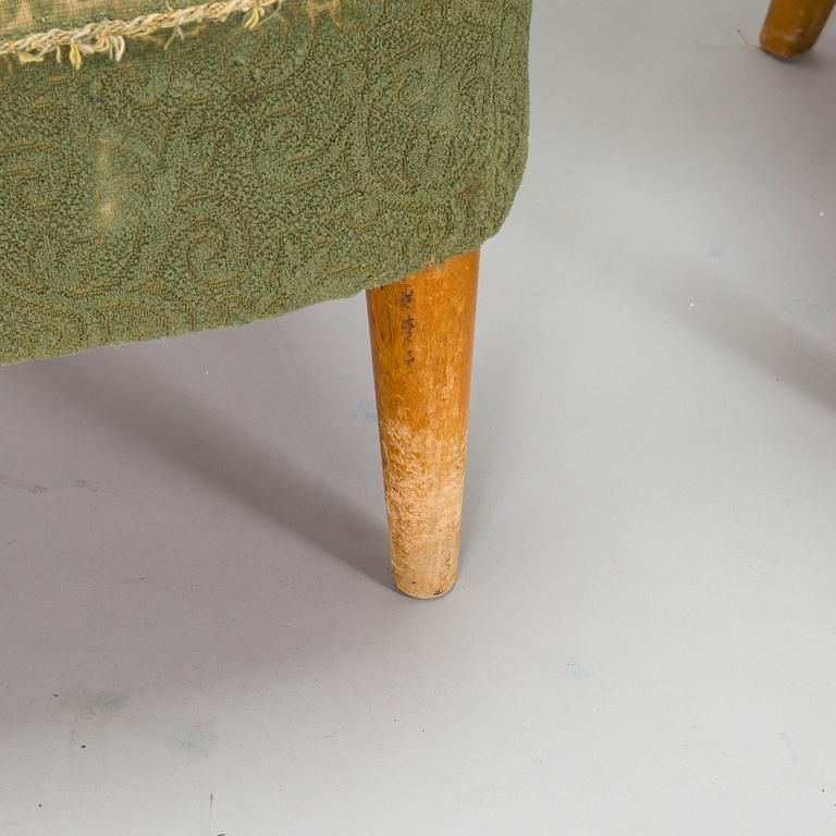Lisa Johansson-Pape, fåtöljer, 2 st, "Handarbetsstolen" tillverkare Oy Stockmann Ab, Kervo Snickerifabrik, 1940-tal.