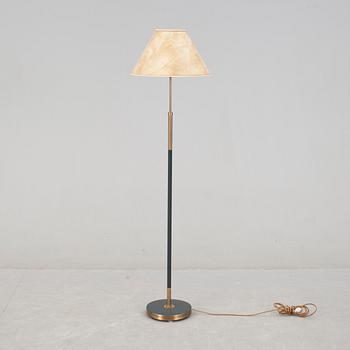 GOLVLAMPA, mässing och metall, Einar Bäckström, 1950-tal.