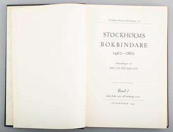 BÖCKER: Stockholms Bokbindare 1460-1880 samt Urmakare i Sverige, 2 volymer.