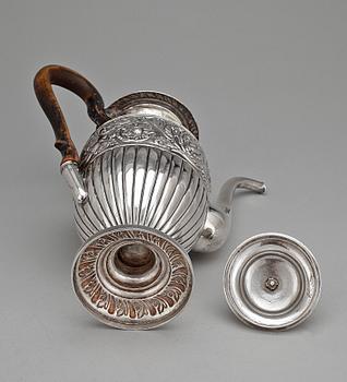 KAFFEKANNA, silver, empire, Otto Wilhelm Kjellberg, 1841, Västerås. Vikt tot 1140g.