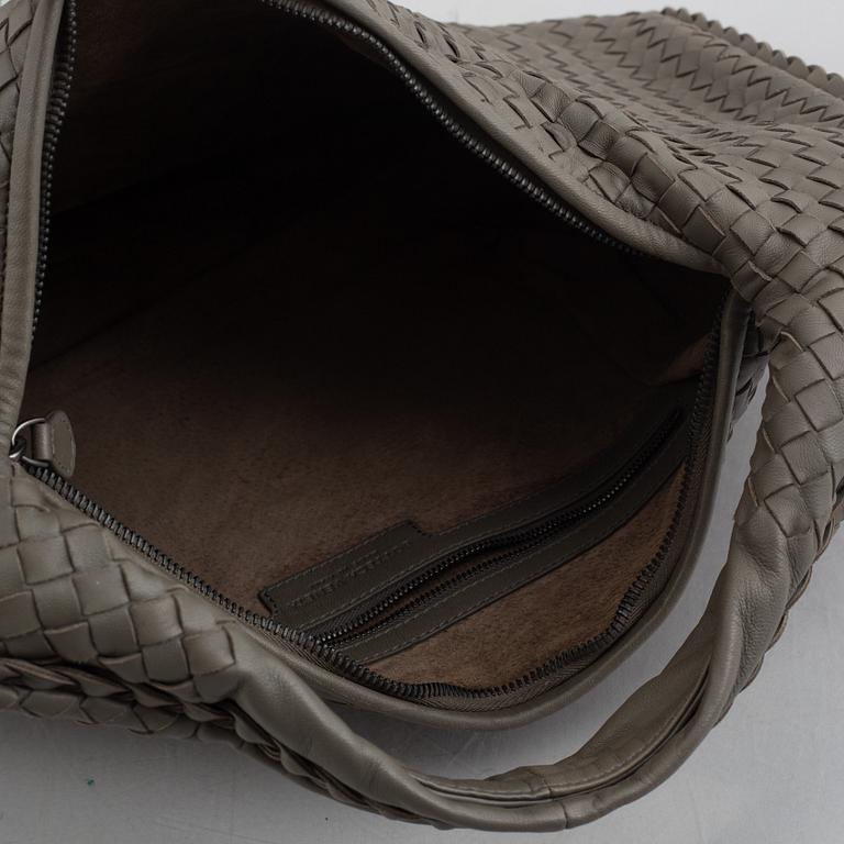 Bottega Veneta, bag "Hobo Bag".