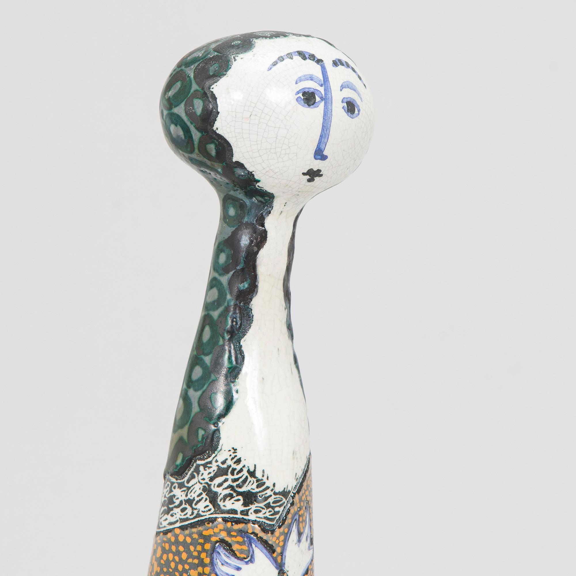 Birger Kaipiainen, veistos, kivitavaraa, signeerattu Kaipiainen.