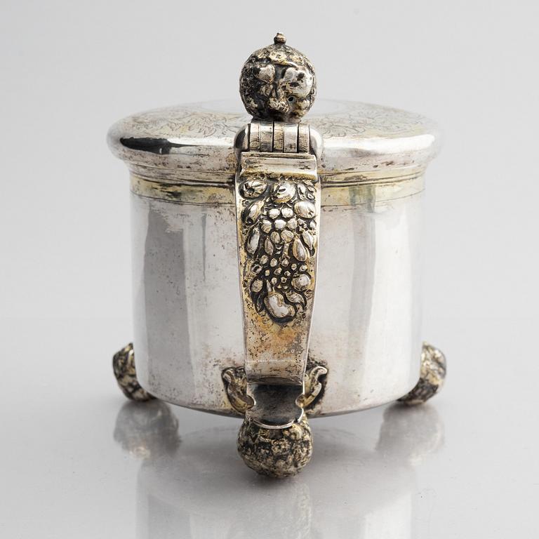A Swedish 17th century parcel-gilt silver tankard, mark of Arvid Falck (active 1667-1691), Stockholm before 1689.