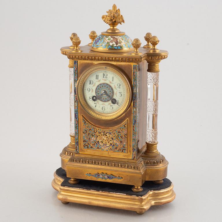 A mantle clock, France, early 20th Century.