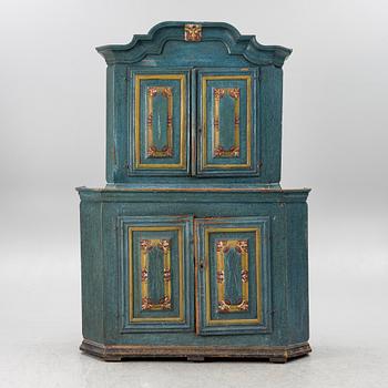 A painted late Baroque cabinet, 18th century.