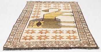 A rug, possibly Shiraz, c. 192 x 104 cm.