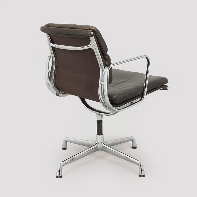 Charles & Ray Eames, kontorsstol, "Soft Pad Chair EA 208", Vitra.