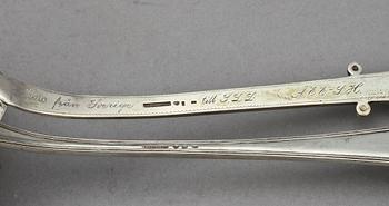 SOPPSLEVAR, 2 st, silver, Bernt Erlandsson, Kristianstad, 1906 respektive 1912. Vikt 365 g.