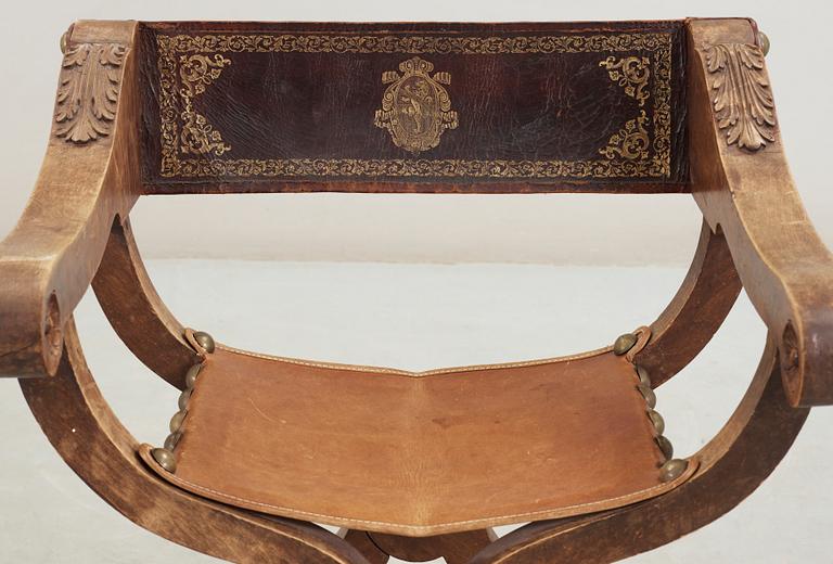 KARMSTOL, s.k. "Dantestol", nyrenässans, 1800-talets slut.