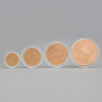 SAMLARMYNT, 4 st, 22 k guld, "Star of Africa Krugerrand Set", numrerad 477/700. Tot guldvikt 63 g.