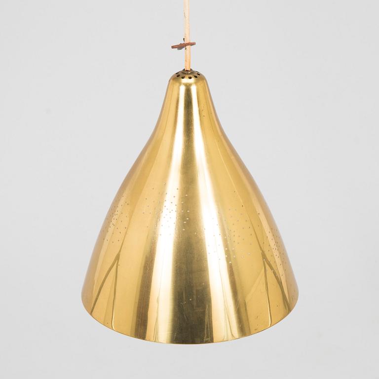 Lisa Johansson-Pape, taklampa, mässing, modell 1314, Stockmann Orno, 1900-talets mitt.