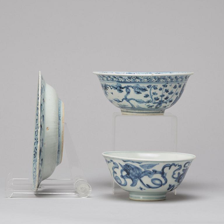 A group of three blue and white bowls, Ming dynasty (1368-1644).