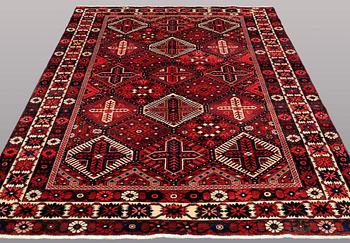 A CARPET, Baktiari, ca 295 x 208 cm.