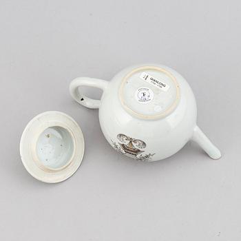 A Grisaille teapot with cover, Qing dynasty, Qianlong (1735-95).