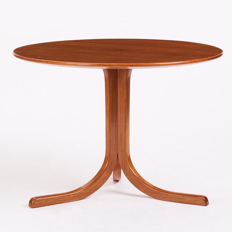 Josef Frank, a mahogany veneered table, modell 1028, mid 20th C, Svenskt Tenn, Sweden.