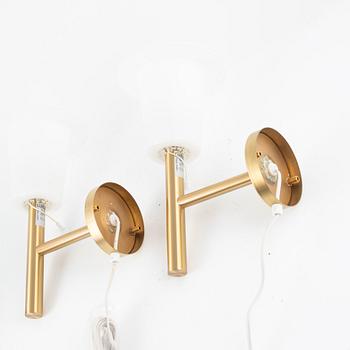 Uno & Östen Kristiansson, wall lamps, a pair, brass, Luxus, Vittsjö.