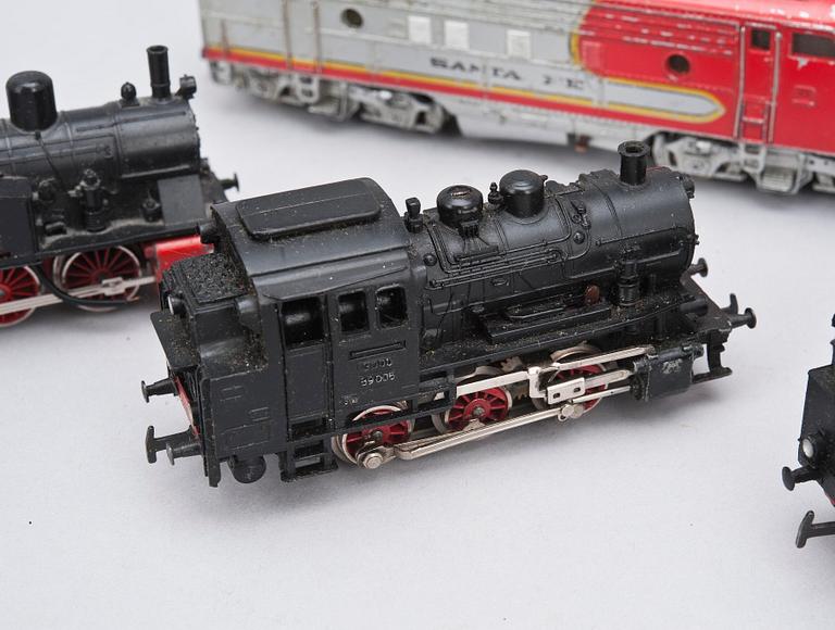 JUNANRATA, Märklin junia, vaunuja ja radanosia, 1900-luvun loppupuoli.