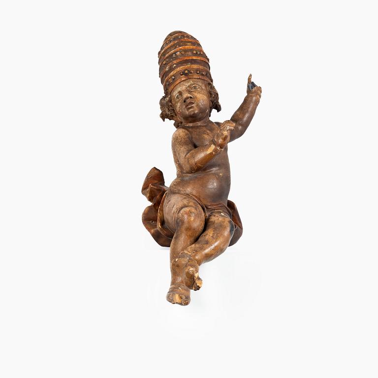 Träskulptur, putto med kyrklig hatt, Sydeuropa, troligen 1700-tal.