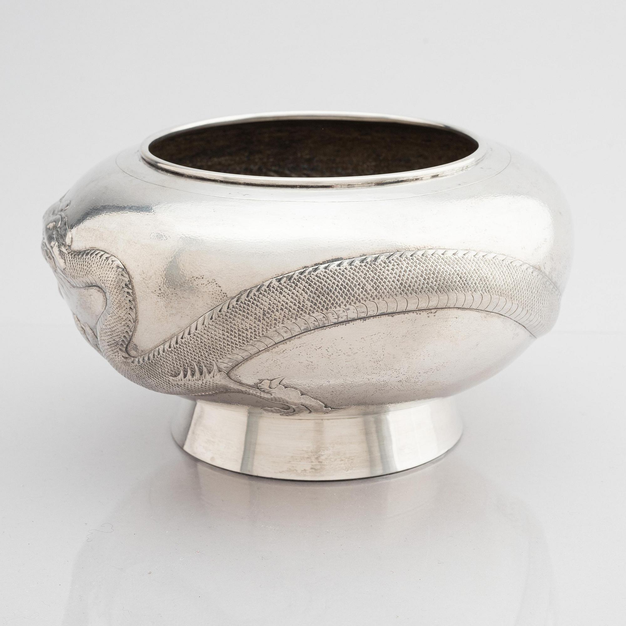 A Chinese silver bowl, Tuck Chung, Hwang Chang, Shanghai, early 20th century.