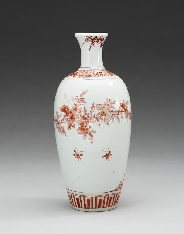 A vase, Qing dynasty, Kangxi (1662-1722).