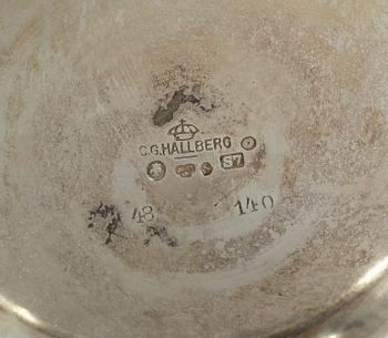 SKÅLAR, 2 stycken, silver, K Anderson samt CG Hallberg Stockholm, 1918 resp 1920. Total vikt ca 565 gram.